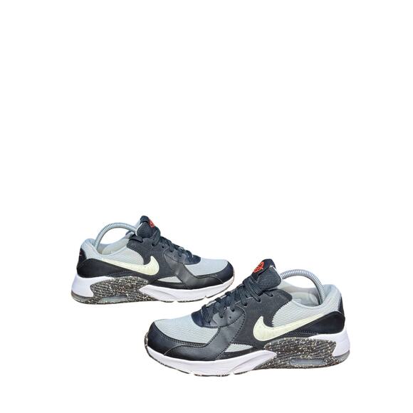 Youth Nike Air Max Excee SE GS youth size 7 - Picture 1 of 7